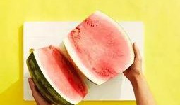 优雅吃瓜的图片,解锁夏日清凉新技能