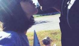 黑白配吃瓜,揭秘娱乐圈的甜蜜与苦涩