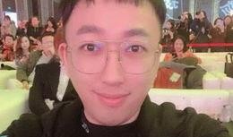 于正和老师吃瓜