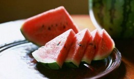 夏季吃瓜模板,缤纷瓜果盛宴，尽享清凉一夏