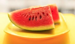 夏季吃瓜模板,缤纷瓜果盛宴，尽享清凉一夏