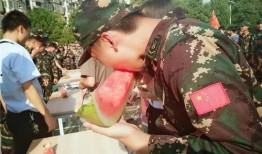 校园吃瓜的群,揭秘校园生活那些事儿