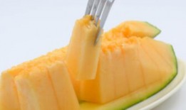拍视频吃哈密瓜,一拍一尝，哈密瓜的甘甜之旅