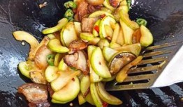 瓠子瓜炒着吃,家常菜中的清新之选