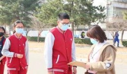 红色校服吃瓜,揭秘青春岁月里的那些秘密