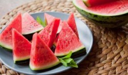 吃瓜可以吃感冒药吗,安全用药的饮食搭配指南