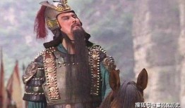 张飞关羽吃瓜图片,兄弟情深一幕成经典