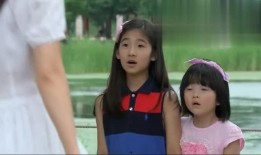 女子砸瓜路人吃瓜,一场意外的街头奇遇